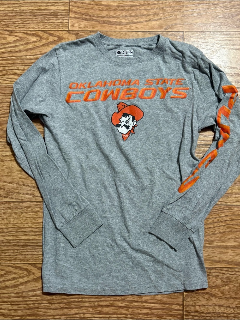 NCAA Majestic Oklahoma State Cowboys Long Sleeved Shirt Men’s Small